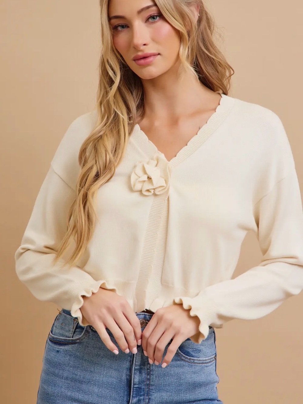 Rivir Scalloped V-Neck Rosette Ruffle Charm Knit Cardigan in Ivory NWT